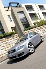 Audi A4 1.8T Quattro S-Line Sedan 2003 года (AU)